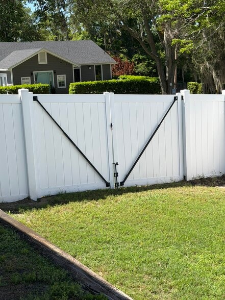 Building Photo - 268 2nd St