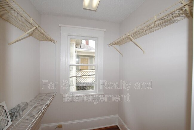 Building Photo - 1525 Osceola St