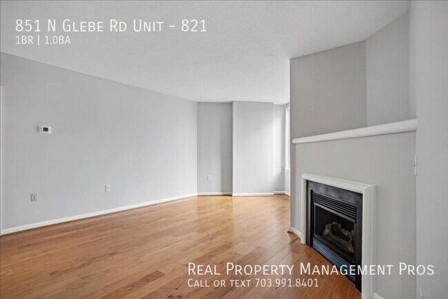 Building Photo - 851 N Glebe Rd