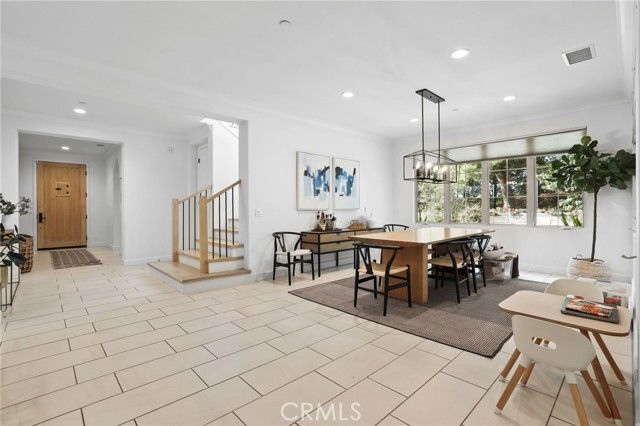 Building Photo - 7 Sunset Cove