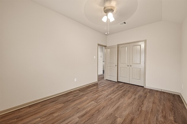Building Photo - 2510 Shady Falls Ln