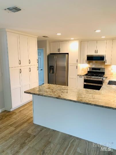 Building Photo - 920 Linwood St