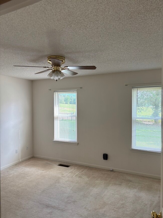 Building Photo - 11524 McGhee Rd