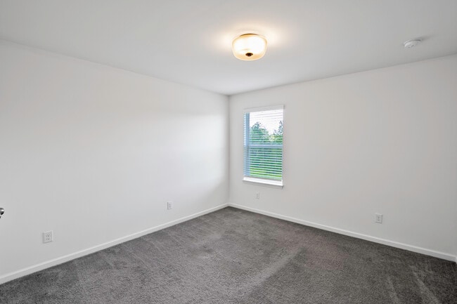 Building Photo - 7446 Hartsfield Dr