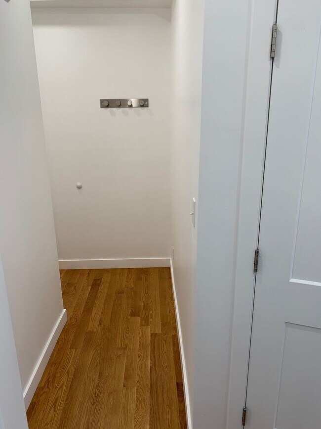 Building Photo - CHELSEA/BOSTON NO BROKER FEES!! BRAND NEW LUXURY STUDIO STEPS TO NEW "T" SILVER LINE TO BOSTON!!