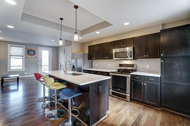 Kitchen - 438 Northern Ave