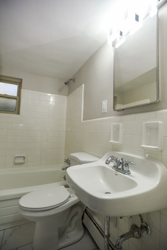 Building Photo - 3534 Zumstein Ave