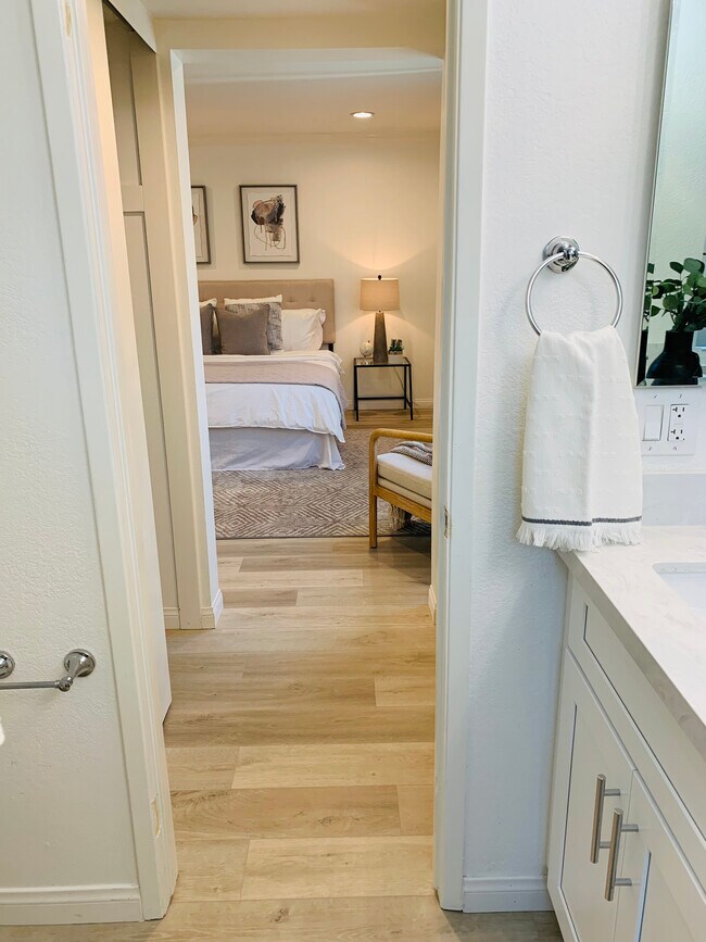 Building Photo - 26753 Avenida Las Palmas