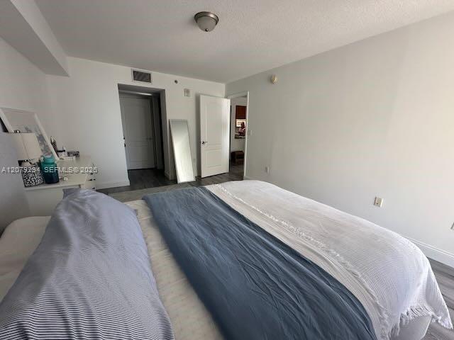 Building Photo - 1200 Brickell Bay Dr
