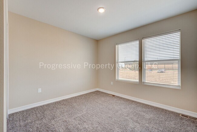 Building Photo - Welcome Home to Comfort, Style, and Breath...