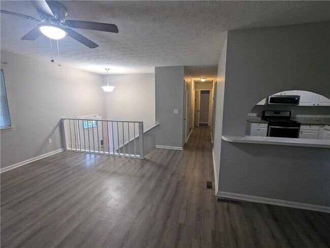 Building Photo - 2153 Cherokee Valley Cir