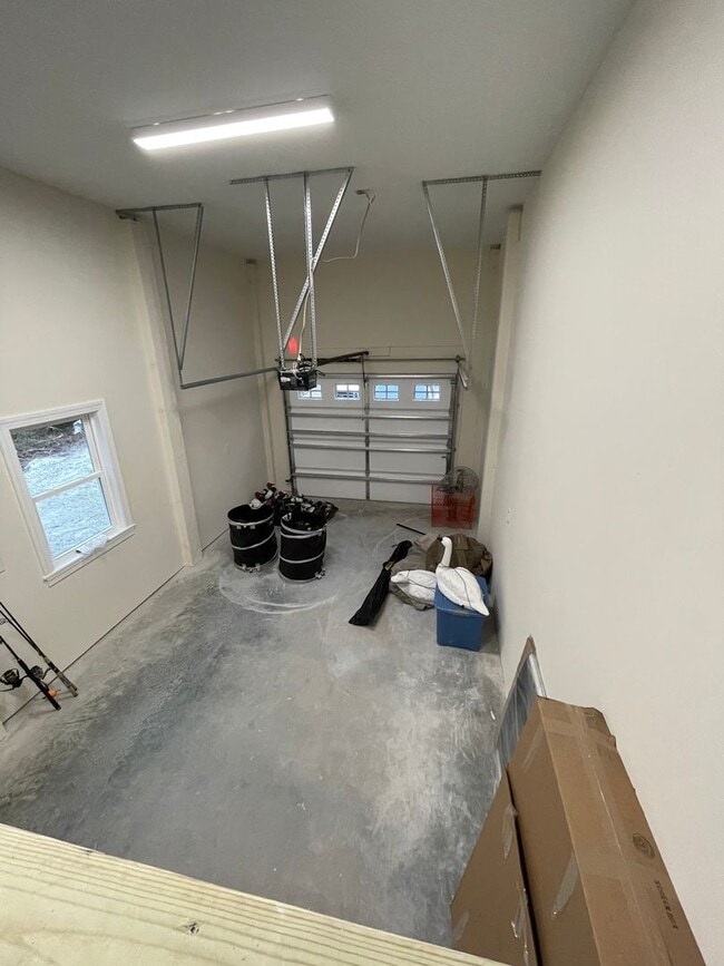 Building Photo - Long-Term Rental in Manteo – 3BR/2BA Moder...
