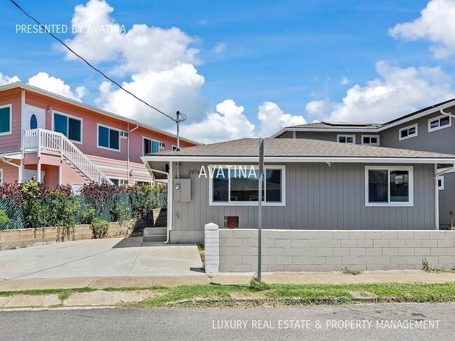 Building Photo - 2976 Kamakini St