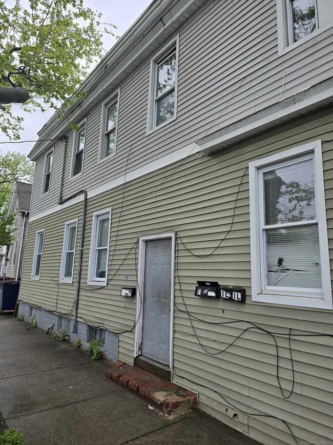 Primary Photo - 108 Greenwood St