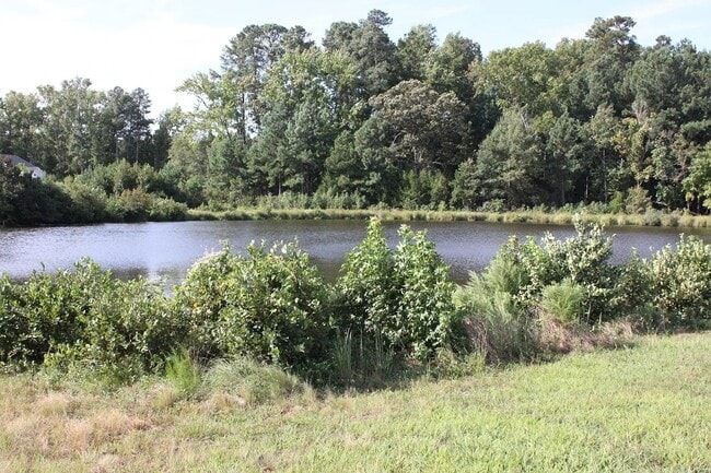 Building Photo - 6400 Astor Elgin St