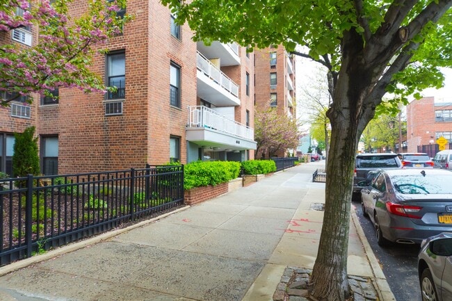 Building Photo - 48-50-50 37th St