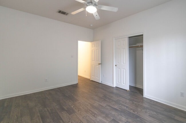 Building Photo - 303 Rawhide Loop