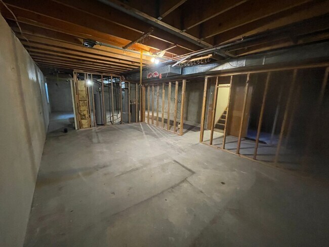 Building Photo - 2315 43rd Ave Ct