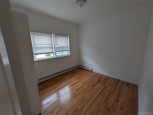 Building Photo - 20 Blauvelt Ave