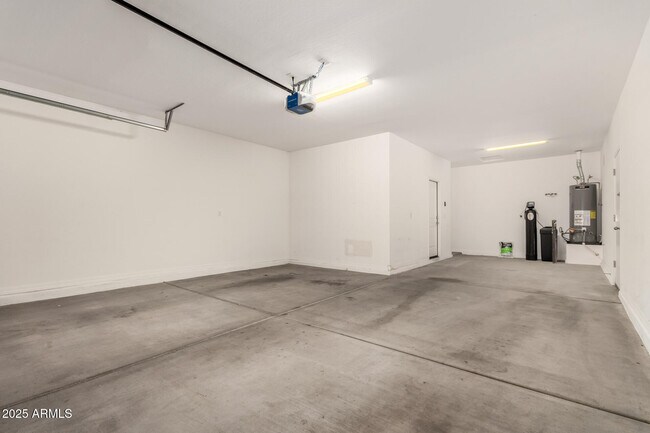 Building Photo - 2169 W Madisen Marie Ave