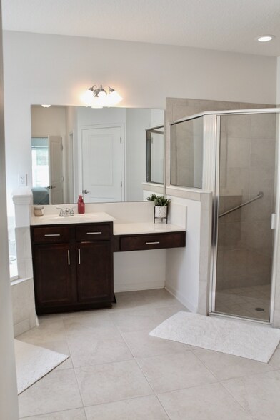 Building Photo - 1282 Wetland Ridge Cir