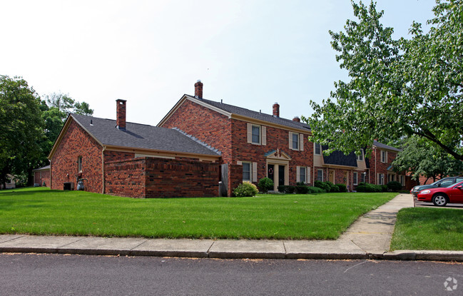 Primary Photo - Kenbrook Village