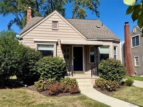 Building Photo - 1610 Eaton Rd
