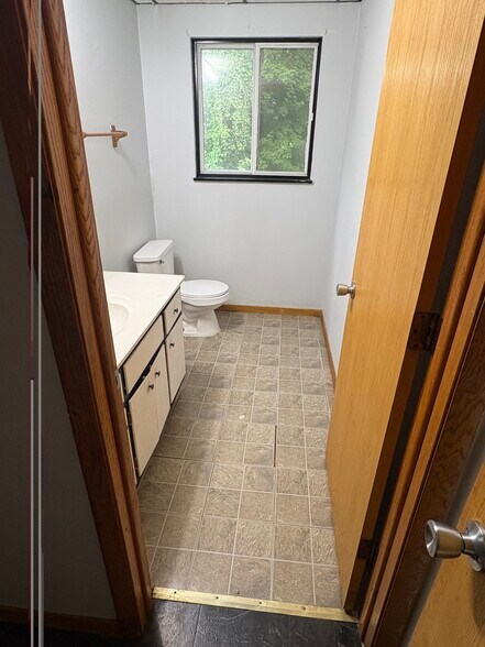 Building Photo - 3864 Cottage Grove Rd