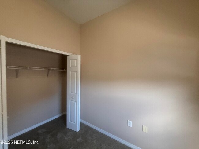 Building Photo - 5150 Playpen Dr