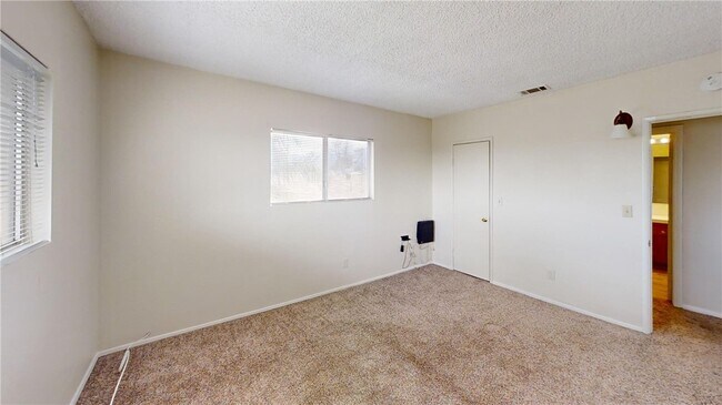 Building Photo - 13383 3rd St