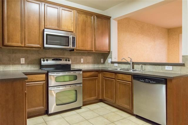 Building Photo - 4148 Kyndra Cir