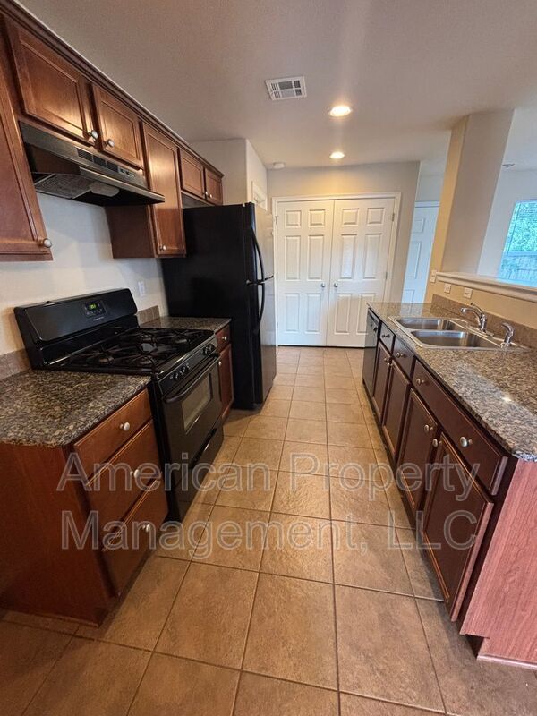 Building Photo - 16027 S 84th E Ave