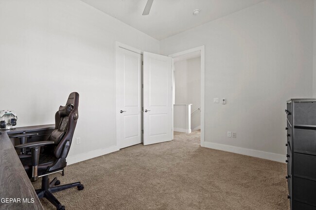 Building Photo - 13012 Birds View Cir