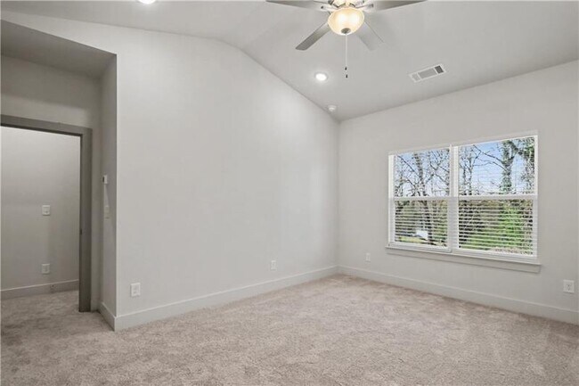 Building Photo - 4225 Fern River Trl