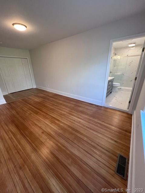 Building Photo - 274 Valley Rd