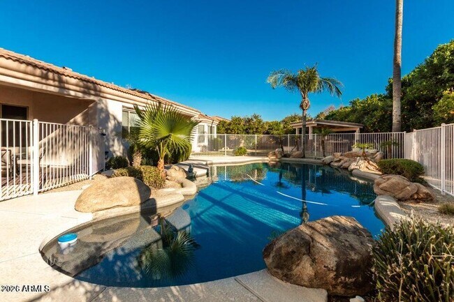 Building Photo - 3419 E June Cir