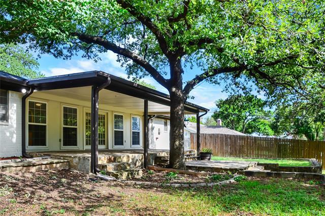 Building Photo - 613 Overland Trail