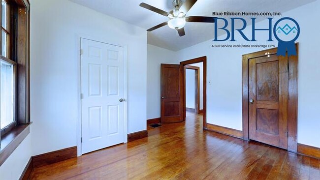 Building Photo - 4118 Holston Dr