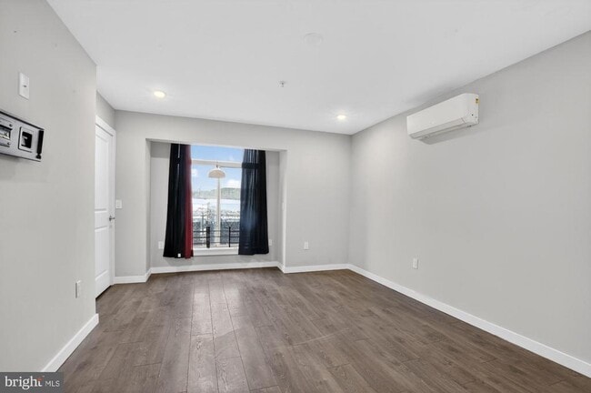 Building Photo - 1447 N 8th St