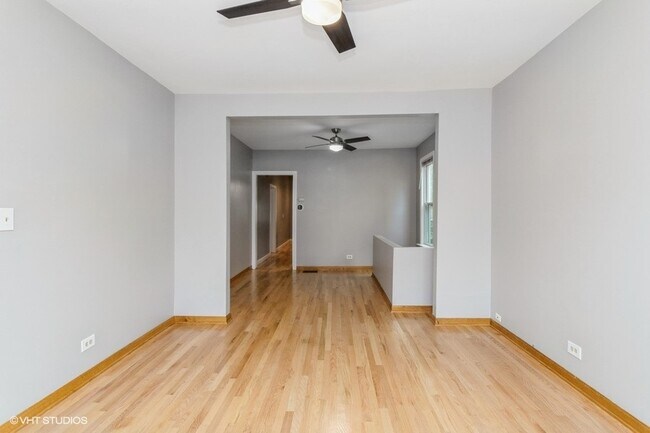 Building Photo - 3505 N Whipple St