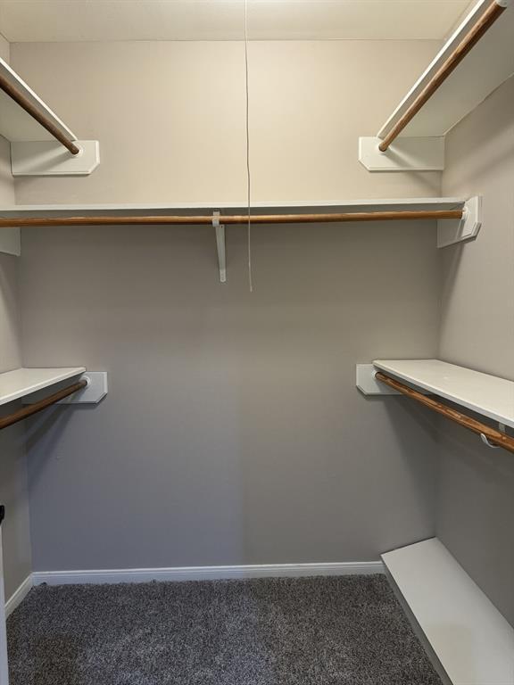 Building Photo - 14736 Perthshire Rd