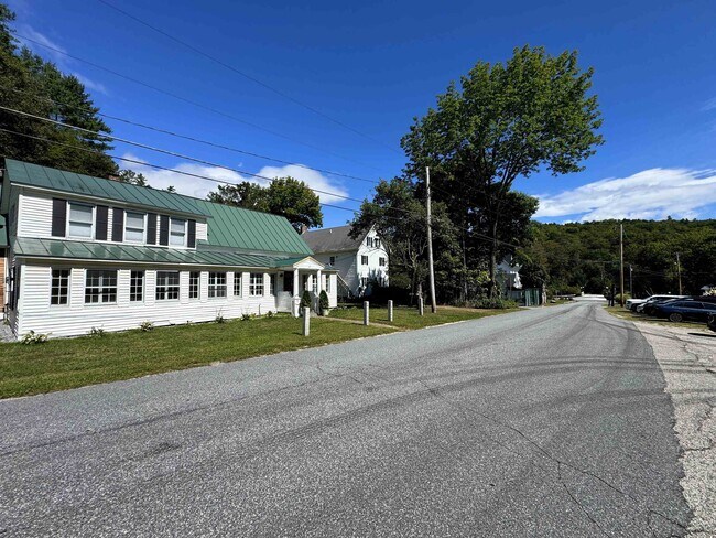 Building Photo - 62 Dublin Rd