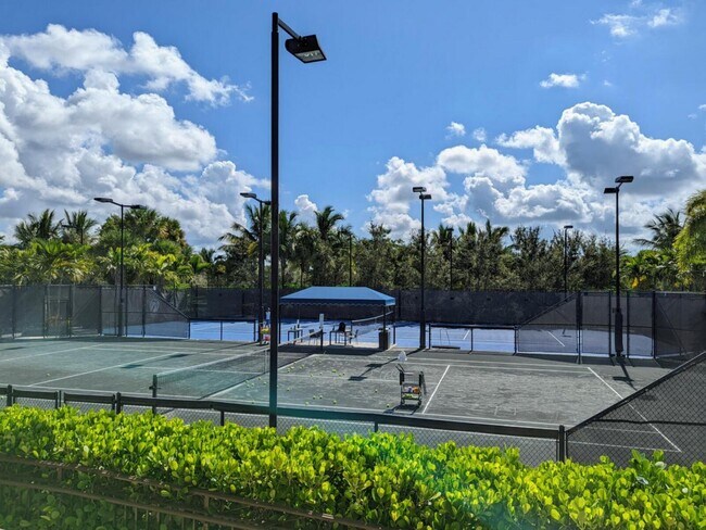 Building Photo - 16645 Germaine Dr