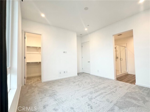 Building Photo - 126 Schick
