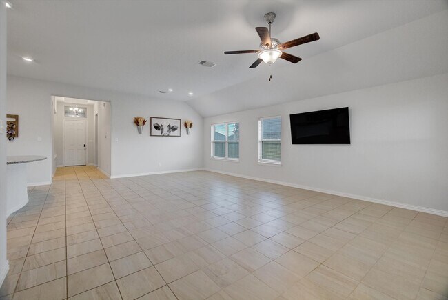 Building Photo - 3334 Tug Wy