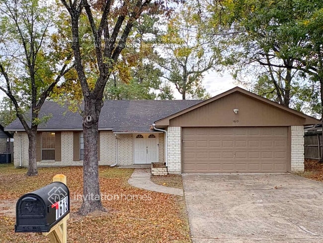 Building Photo - 1613 Cantrell Blvd