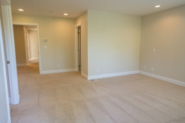 Building Photo - 4Bd/3.5Ba Seattle House
