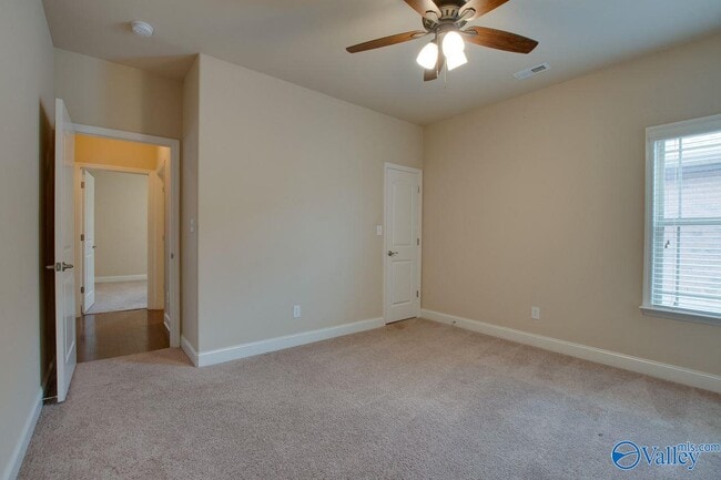 Building Photo - 407 E Mossyleaf Dr SW