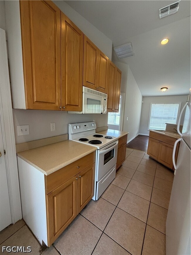 Building Photo - 5315 Belrose St