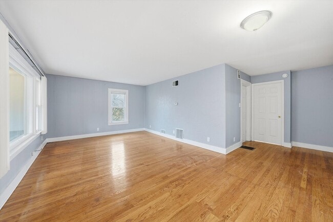 Building Photo - 18335 Sherman St